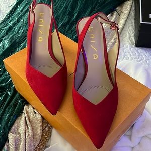 NWT Unisa Red Slingbacks with kitten heel